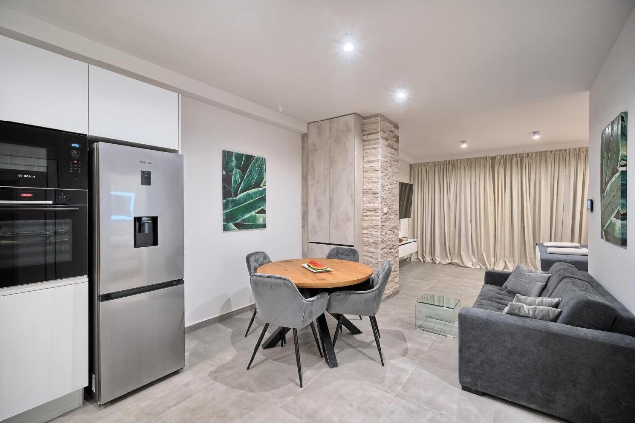 Liberty Living Apartments Split Ngoại thất bức ảnh