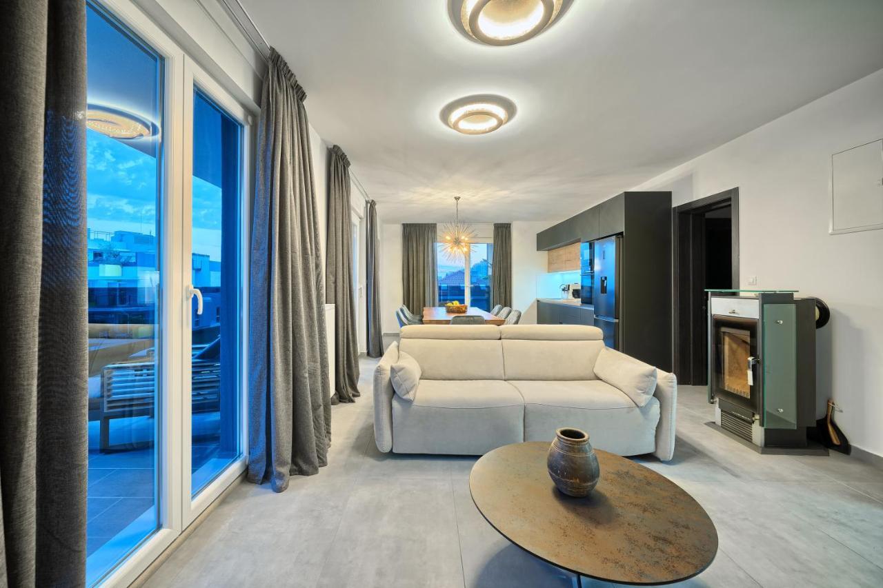 Liberty Living Apartments Split Ngoại thất bức ảnh