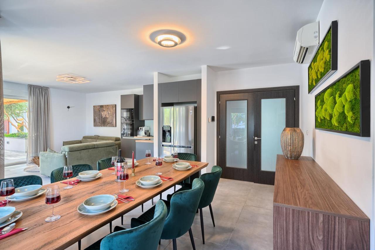 Liberty Living Apartments Split Ngoại thất bức ảnh