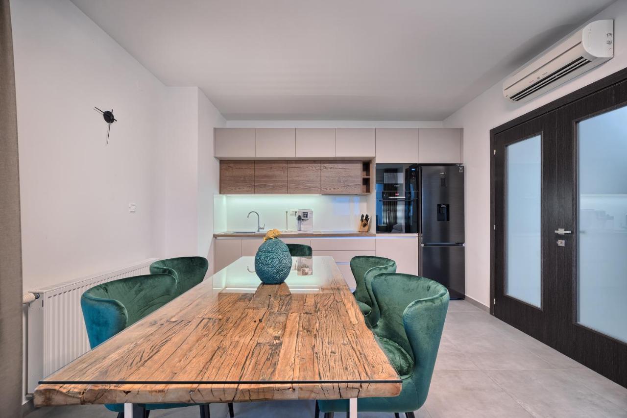 Liberty Living Apartments Split Ngoại thất bức ảnh